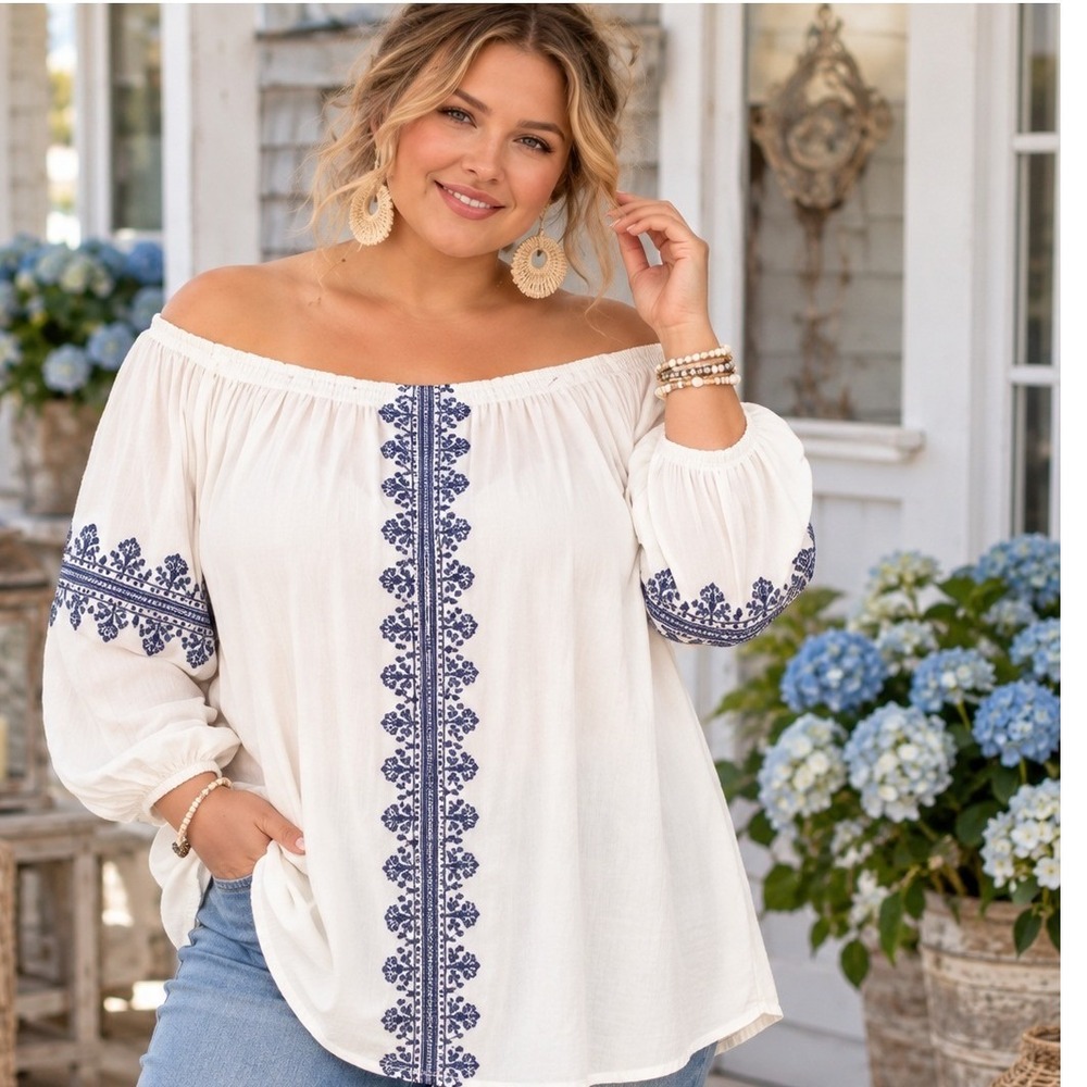 Chaps Petite White Blue Embroidered Peasant Blouse Top Size PXL Boho | Coastal